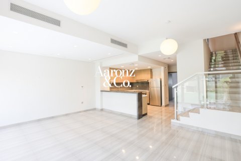 Villa til leje i DAMAC Hills (Akoya by DAMAC), Dubai, UAE 3 soveværelser, 217 kvm № 715271 - foto 3