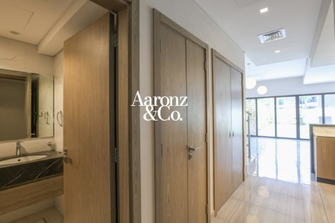 Villa til leje i DAMAC Hills (Akoya by DAMAC), Dubai, UAE 3 soveværelser, 217 kvm № 715271 - foto 13