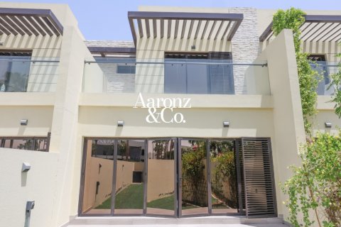 Villa til leje i DAMAC Hills (Akoya by DAMAC), Dubai, UAE 3 soveværelser, 217 kvm № 715271 - foto 26