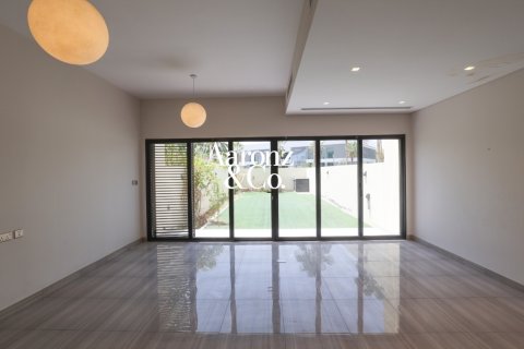 Villa til leje i DAMAC Hills (Akoya by DAMAC), Dubai, UAE 3 soveværelser, 217 kvm № 715271 - foto 4