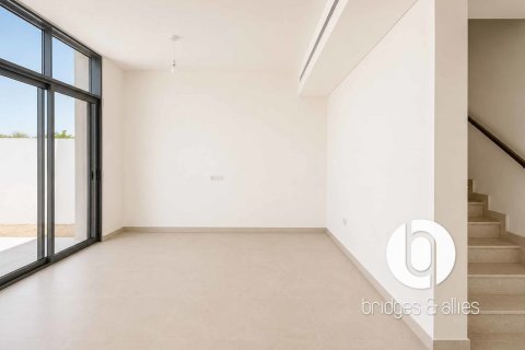 Villa zur Miete in Al Furjan, Dubai, VAE 4 Schlafzimmer, 383 m2 Nr. 715272 - Foto 3
