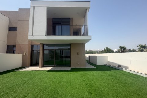 Huvila Al Furjan, Dubai, Arabiemiraatit 4 makuuhuonetta, 312 m2 № 715272