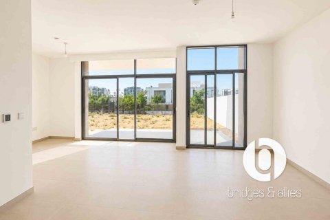 Villa zur Miete in Al Furjan, Dubai, VAE 4 Schlafzimmer, 383 m2 Nr. 715272 - Foto 2