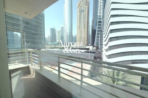 Apartment in Jumeirah Lake Towers, Dubai, UAE 2 bedrooms, 121 sq.m. № 712623