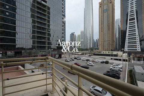 Apartmen di Jumeirah Lake Towers, Dubai, UAE 2 bilik tidur, 121 meter persegi № 712623 - foto 8