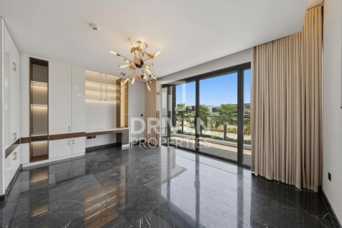 Villa in Dubai Hills Estate, Dubai, UAE 4 bedrooms, 698.35 sq.m. № 743251 - photo 14