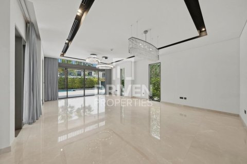 Villa in Dubai Hills Estate, Dubai, UAE 4 bedrooms, 698.35 sq.m. № 743251 - photo 6