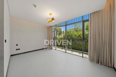 Villa in Dubai Hills Estate, Dubai, UAE 4 bedrooms, 698.35 sq.m. № 743251 - photo 12
