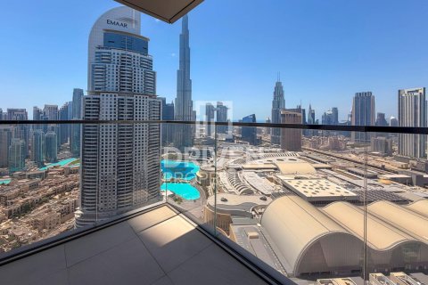 Apartment in Downtown Dubai (Downtown Burj Dubai), Dubai, UAE 3 bedrooms, 195.56 sq.m. № 743254 - photo 17