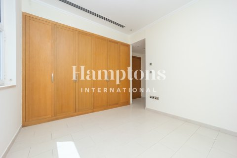 Villa in Jumeirah Park, Dubai, UAE 3 bedrooms, 336.95918100 sq.m. № 650980 - photo 16