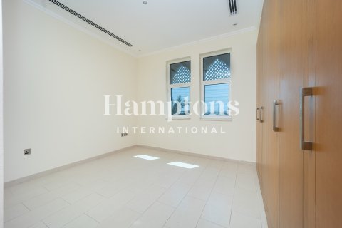 Villa in Jumeirah Park, Dubai, UAE 3 bedrooms, 336.95918100 sq.m. № 650980 - photo 15