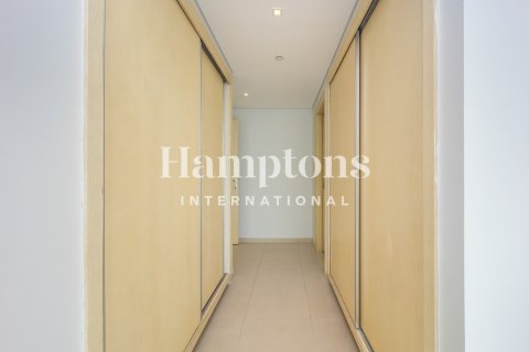 Appartement te huur in Jumeirah Beach Residence, Dubai, VAE 2 slaapkamers, 154.03317400 vr.m., nr 650978 - foto 2