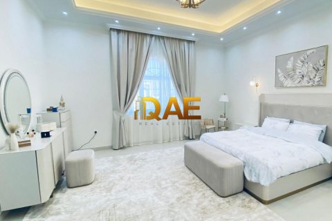 Villa sa Dubai, UAE 5 silid-tulugan, 1607.2 sq.m. № 575991 - larawan 5