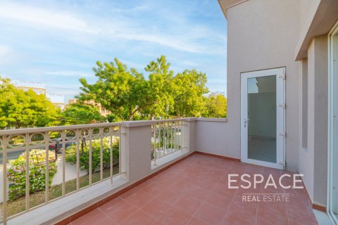 Villa The Lakes, Dubaijā, AAE 3 istabas, 234 m2 Nr. 650185 - attēls 18