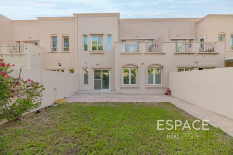 Villa The Lakes, Dubaijā, AAE 3 istabas, 234 m2 Nr. 650185 - attēls 10