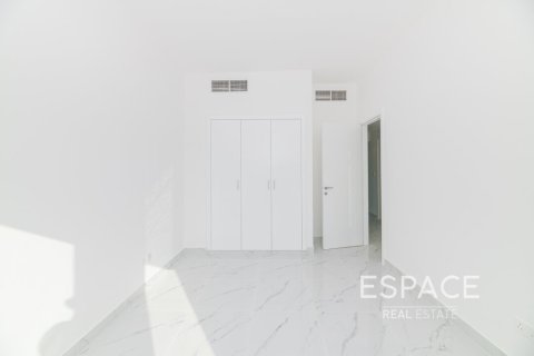 Villa The Lakes, Dubaijā, AAE 3 istabas, 234 m2 Nr. 650185 - attēls 16