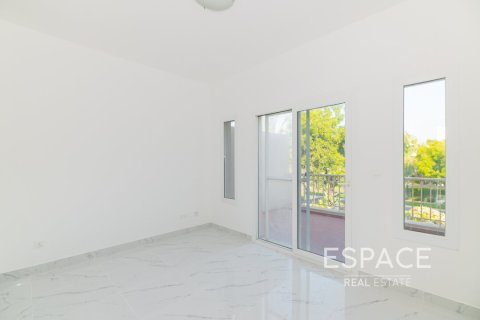 Villa The Lakes, Dubaijā, AAE 3 istabas, 234 m2 Nr. 650185 - attēls 11