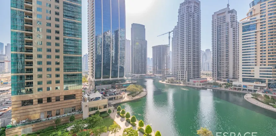 Jumeirah Lake Towers、Dubai、UAEにあるマンション 2ベッドルーム、103 m2 No650182