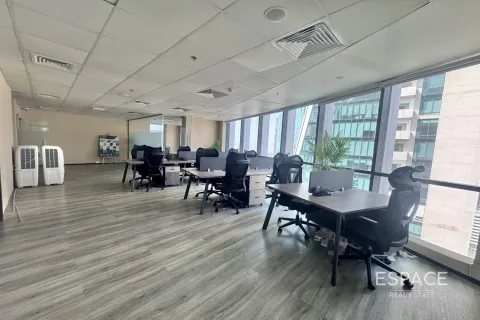 Office in Business Bay, Dubai, UAE 139 sq.m. № 650164 - photo 5