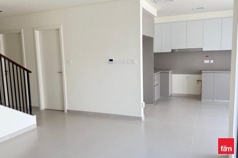 Villa en alquiler en Dubai, EAU 4 dormitorios, 319.9 m2 № 631669 - foto 1