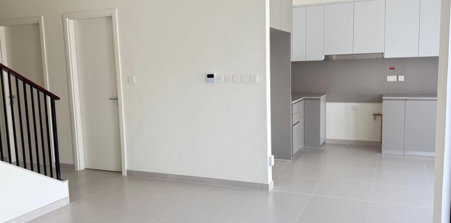 Villa en Dubai, EAU 4 dormitorios, 319.9 m² № 631669