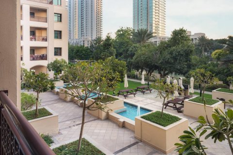 Apartment in The Views, Dubai, UAE 2 bedrooms, 116.13 sq.m. № 755124