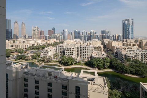 Apartment in The Views, Dubai, UAE 1 bedroom, 90.86 sq.m. № 755123