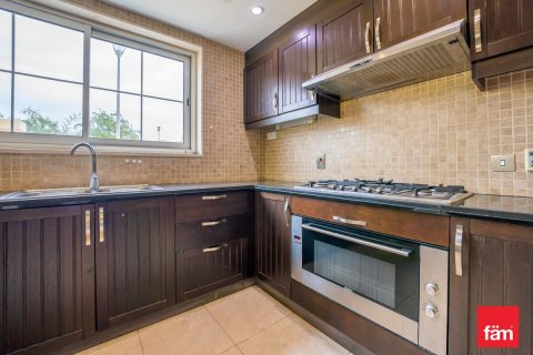 Vilë në Jumeirah Park, Dubai, Emiratet e Bashkuara Arabe 3 dhoma gjumi, 524.5 m2. № 753400 - Foto 5