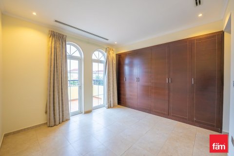 Vilë në Jumeirah Park, Dubai, Emiratet e Bashkuara Arabe 3 dhoma gjumi, 524.5 m2. № 753400 - Foto 14