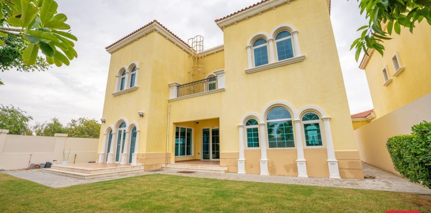 Vilë në Jumeirah Park, Dubai, Emiratet e Bashkuara Arabe 3 dhoma gjumi, 524.5 m2. № 753400