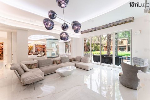 Villa para arrendamento em Al Barari, Dubai, EAU 10 quartos, 1368.5 m2 № 755031 - foto 20