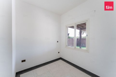 Müüa villa asukohaga Dubai, AÜE: 4 magamistoaga, 387.2 m² Nr 722374 - pilt 19