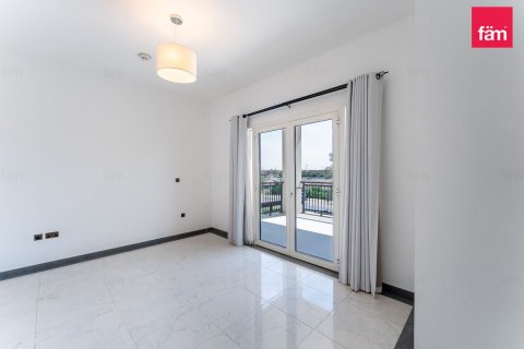 Müüa villa asukohaga Dubai, AÜE: 4 magamistoaga, 387.2 m² Nr 722374 - pilt 11