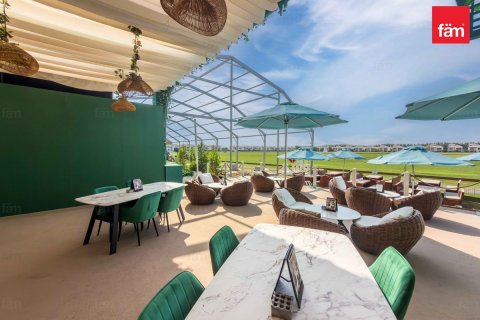 Müüa villa asukohaga Dubai, AÜE: 4 magamistoaga, 387.2 m² Nr 722374 - pilt 3