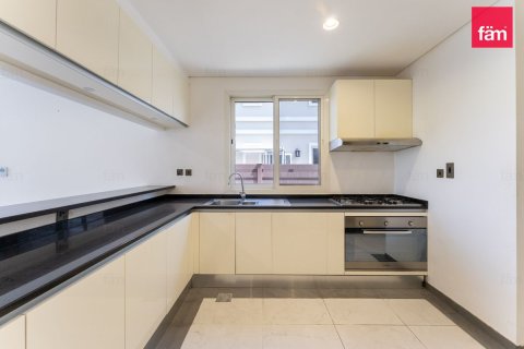 Müüa villa asukohaga Dubai, AÜE: 4 magamistoaga, 387.2 m² Nr 722374 - pilt 21