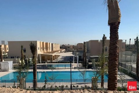 Dubai, BAE’de kiralık sıra ev 3 yatak odası, 168 m² No 703787 - fotoğraf 12