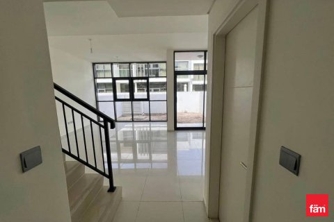 Villa uthyres i Dubai, UAE 3 sovrum, 151.8 kvm Nr. 703777 - fotografi 2
