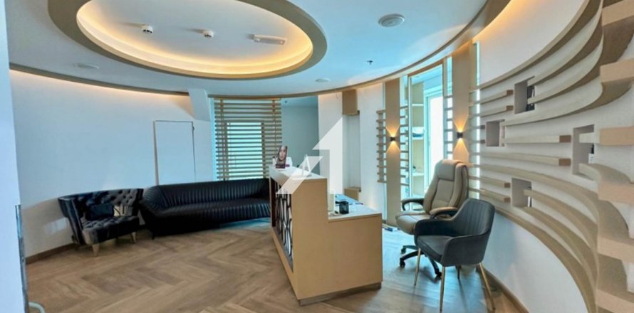 Loja em Dubai, EAU 116.4 m2 № 657055