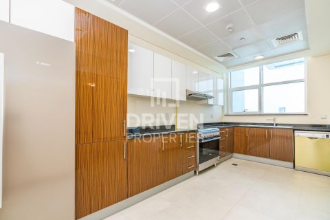Apartment til salg i Dubai Marina, Dubai, UAE 3 soveværelser, 231.24 kvm № 743581 - foto 12