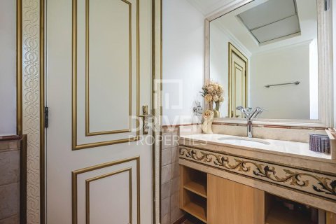Vila u gradu Dubai Sports City, Dubai, UAE 4 spavaće sobe, 350.71 m2 Br. 743584 - Slika 14