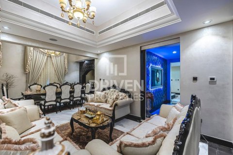 Vila u gradu Dubai Sports City, Dubai, UAE 4 spavaće sobe, 350.71 m2 Br. 743584 - Slika 2