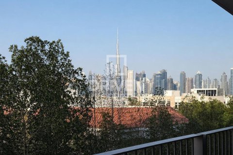 Apartment in Jumeirah, Dubai, UAE 4 bedrooms, 275.83 sq.m. № 743580