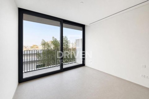 Apartment in Jumeirah, Dubai, UAE 4 bedrooms, 275.83 sq.m. № 743580 - photo 7