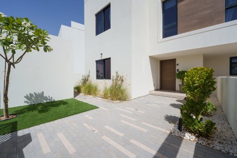 Vila na Yas Island, Abu Dhabi, UAE 5 spavaćih soba, 469.8 m2 Br. 750117 - fotografija 17