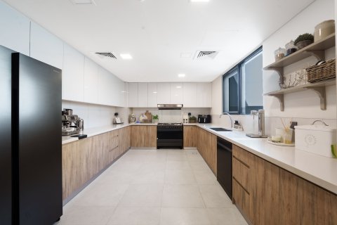 Vila na Yas Island, Abu Dhabi, UAE 5 spavaćih soba, 469.8 m2 Br. 750117 - fotografija 12