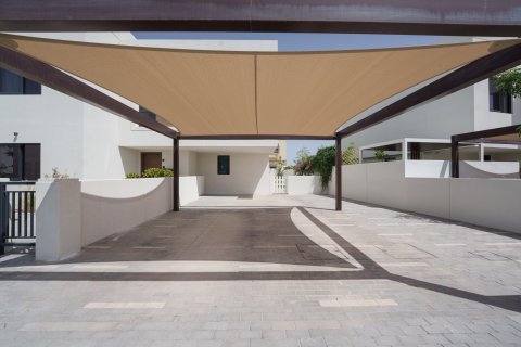 Vila na Yas Island, Abu Dhabi, UAE 5 spavaćih soba, 469.8 m2 Br. 750117 - fotografija 20