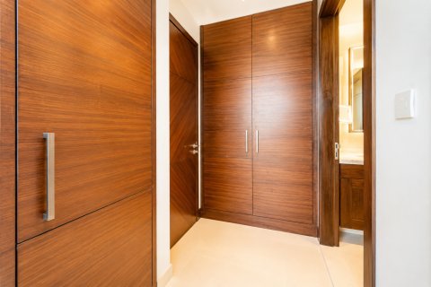 Apartman u Downtown Dubai (Downtown Burj Dubai), Dubai, UAE 3 spavaćih soba, 187.64 m2 Br. 750116 - fotografija 7