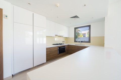 Vila na Yas Island, Abu Dhabi, UAE 4 spavaćih soba, 538.95 m2 Br. 750115 - fotografija 12