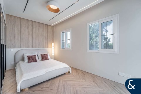 Müüa villa asukohaga The Springs, Dubai, AÜE: 2 magamistoaga, 157 m² Nr 667057 - pilt 12