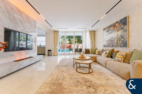 Vilë në The Springs, Dubai, Emiratet e Bashkuara Arabe 3 dhoma gjumi, 228 m2. № 671202 - Foto 3